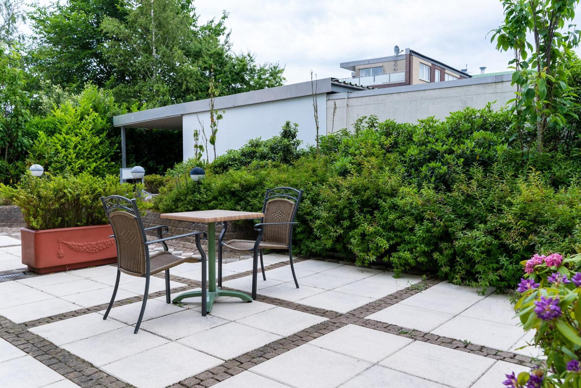Hotel Appartement Landhaus Stutzi - Hotel Strandperle Куксхафен Экстерьер фото